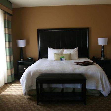 Hampton Inn & Suites מקאליסטר מראה חיצוני תמונה