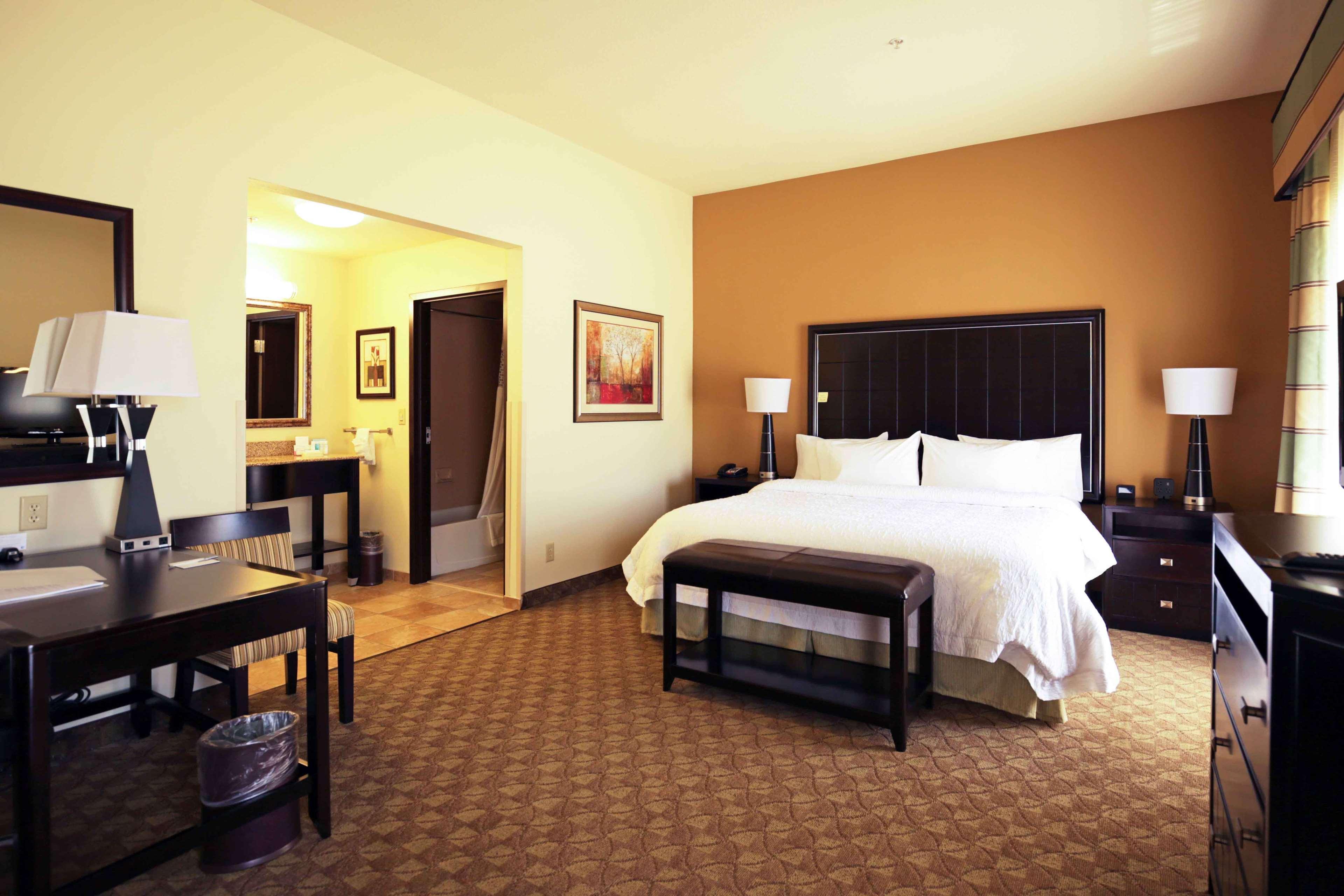 Hampton Inn & Suites מקאליסטר מראה חיצוני תמונה